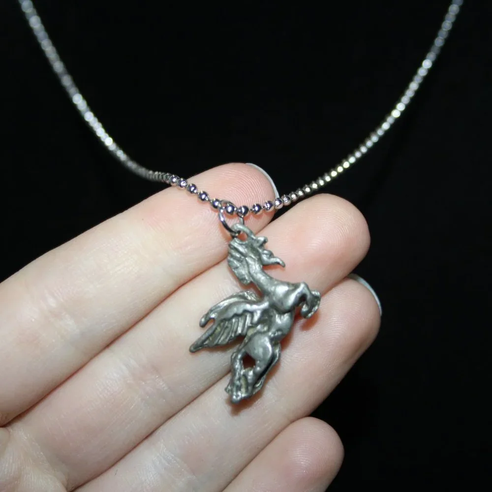 Vintagejelyfish 🪐🐎 silver